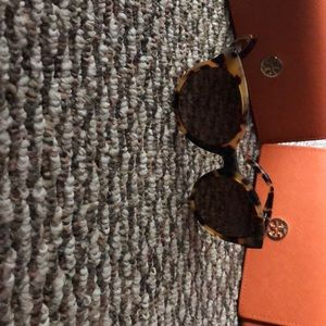Polarized Tory Burch tortoise shell sunglasses